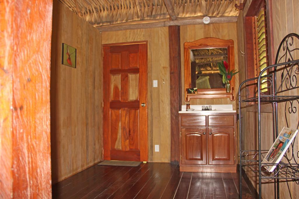 Sun Creek Lodge Punta Gorda Rom bilde